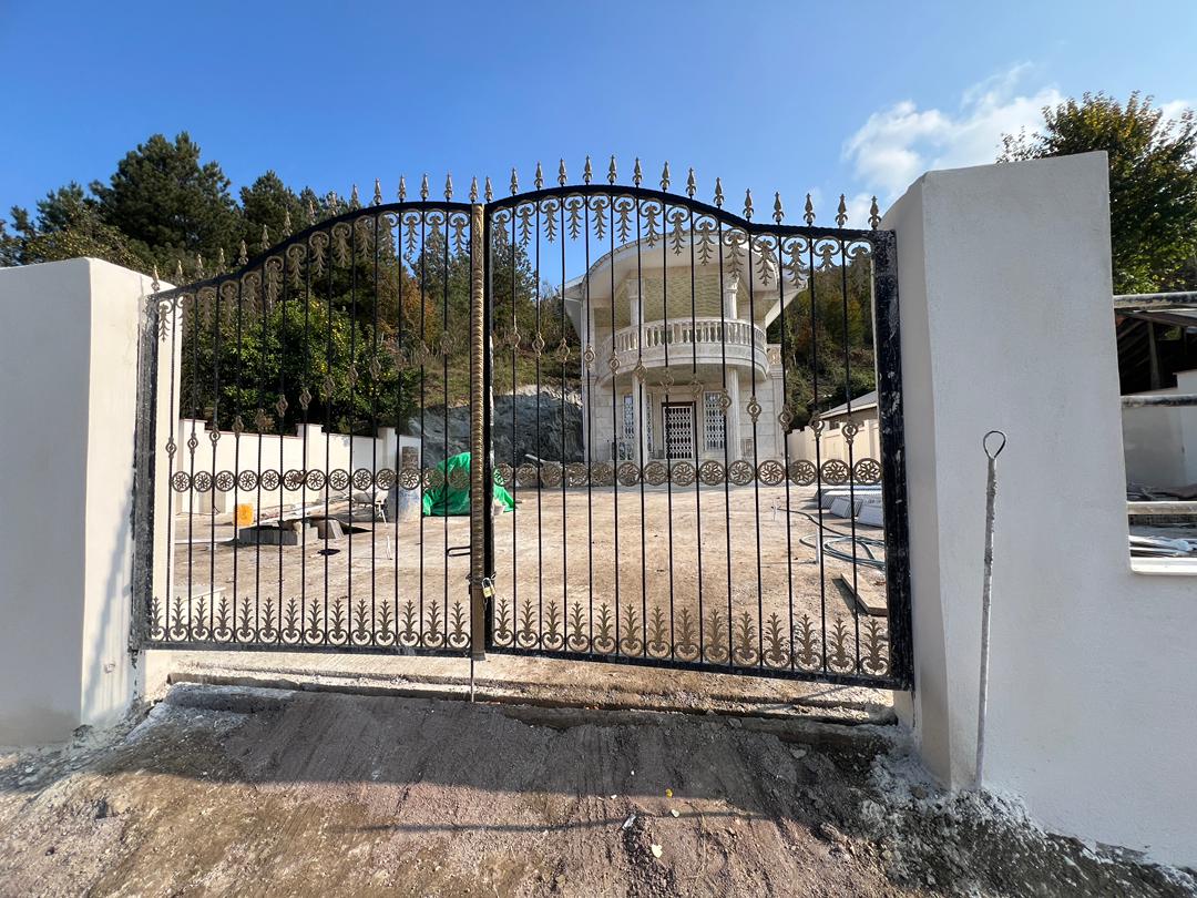 ویلا استخر دار فول امکانات